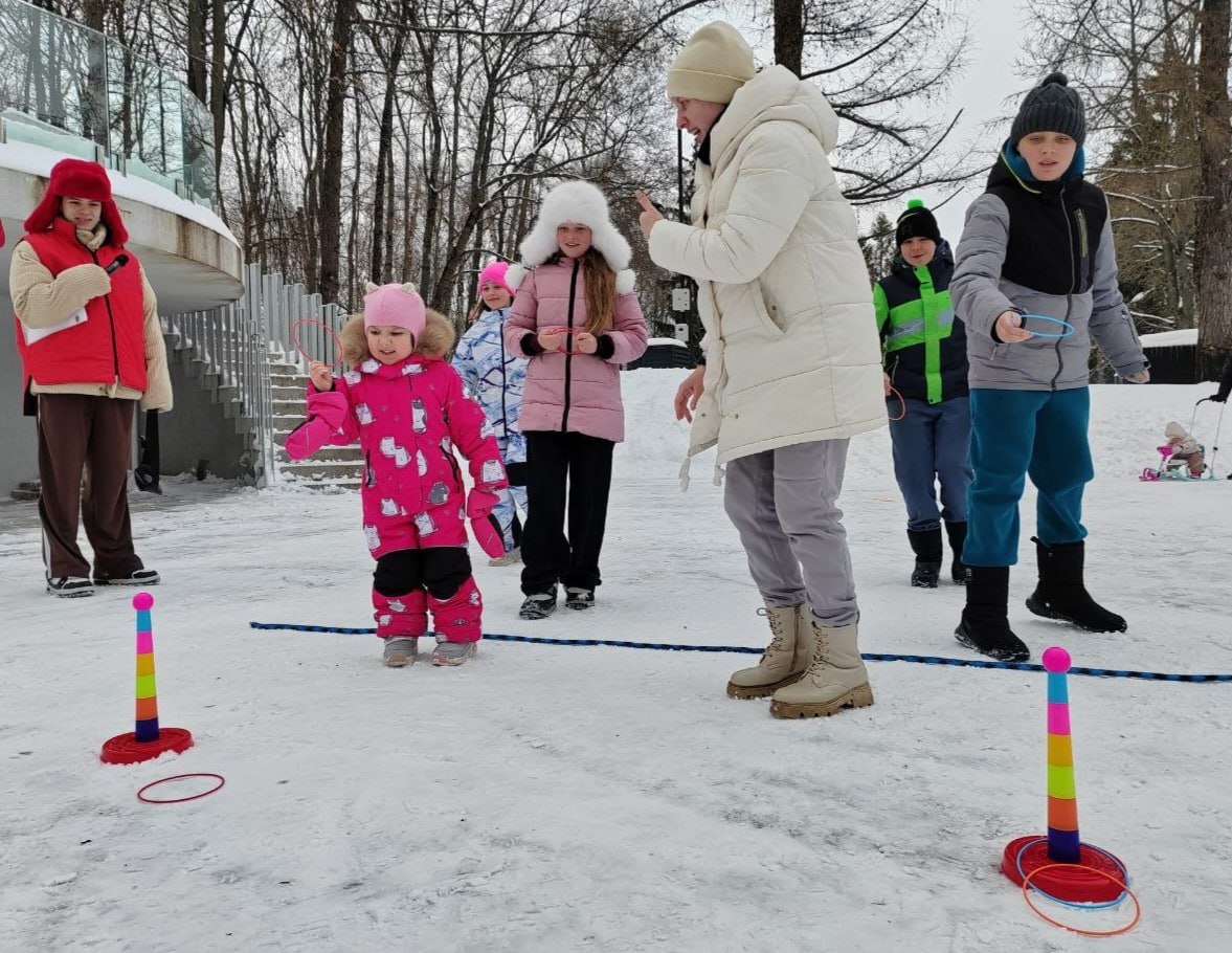 Парки Городского округа Коломна приглашают маленьких и взрослых провести время на свежем воздухе - активно, весело и с пользой Парки Городского округа Коломна приглашают маленьких и взрослых провести время на свежем воздухе - активно, весело и с пользой