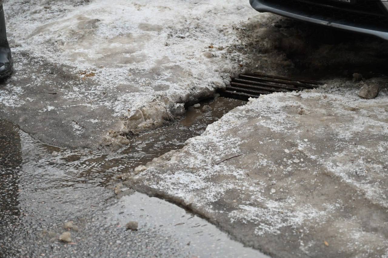 Комбинат благоустройства ведёт активную подготовку системы водоотведения к периоду обильного снеготаяния Комбинат благоустройства ведёт активную подготовку системы водоотведения к периоду обильного снеготаяния