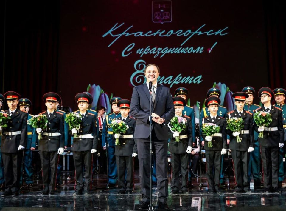 ������� ������: � �� ������������ ��������� � ����������� ���������� 8 ����� ����� ����������, ����� ������������ � ����������� ��������� ������������