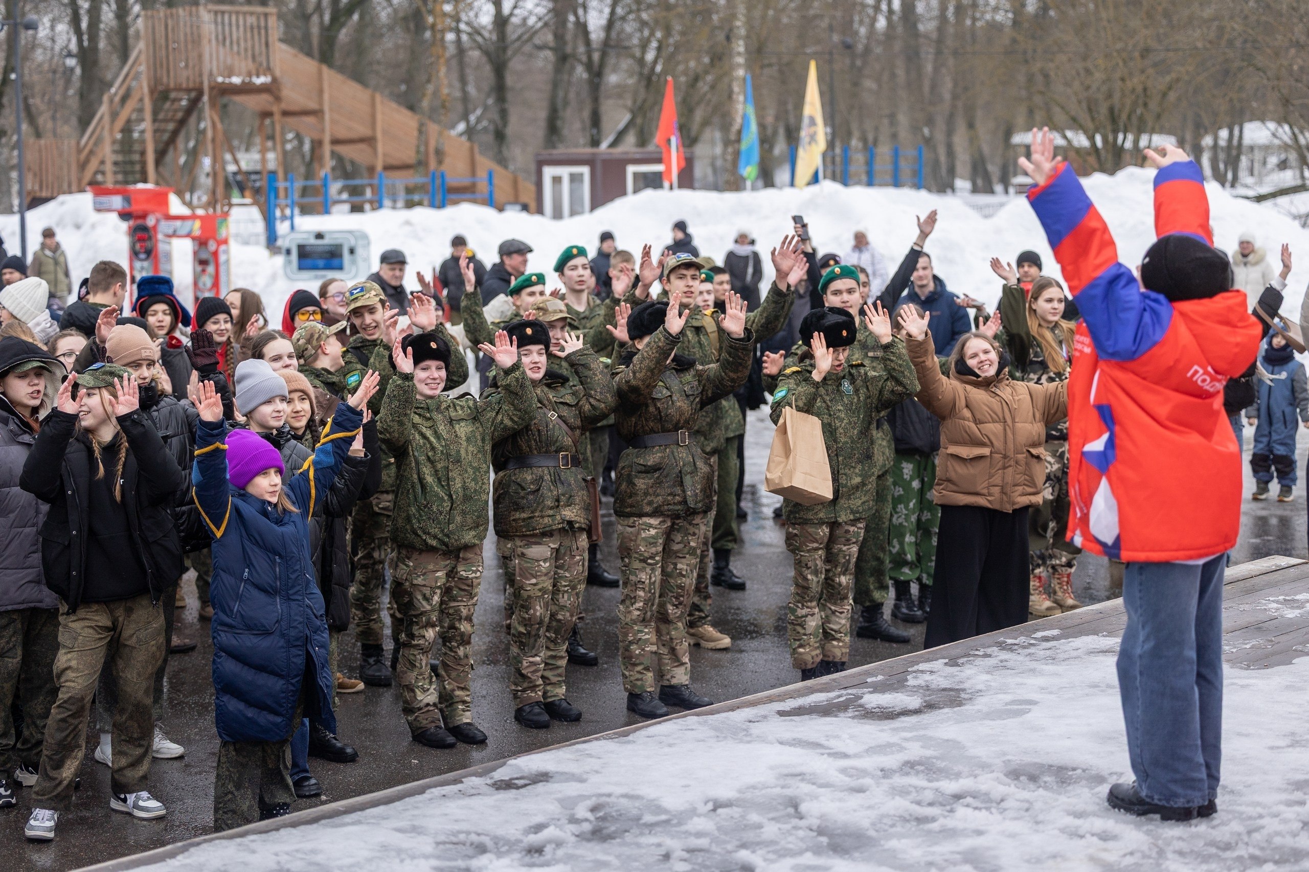 Сразу две военно-патриотические игры «Путь воина» и «Маруся» состоялись сегодня в Городском парке культуры и отдыха м.о. Чехов Сразу две военно-патриотические игры «Путь воина» и «Маруся» состоялись сегодня в Городском парке культуры и отдыха м.о. Чехов