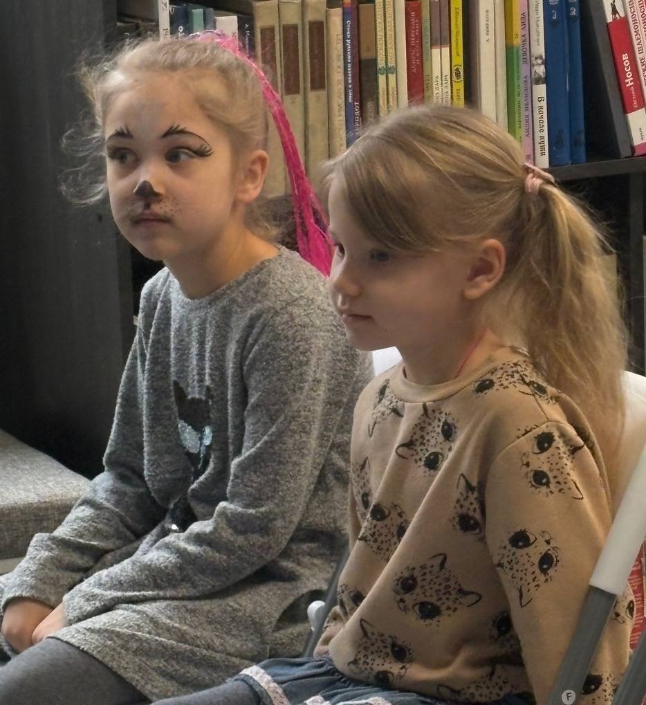 Весело и познавательно: «Мордочка, хвост и четыре лапы» в Чеховской Центральной библиотеке! Весело и познавательно: «Мордочка, хвост и четыре лапы» в Чеховской Центральной библиотеке!