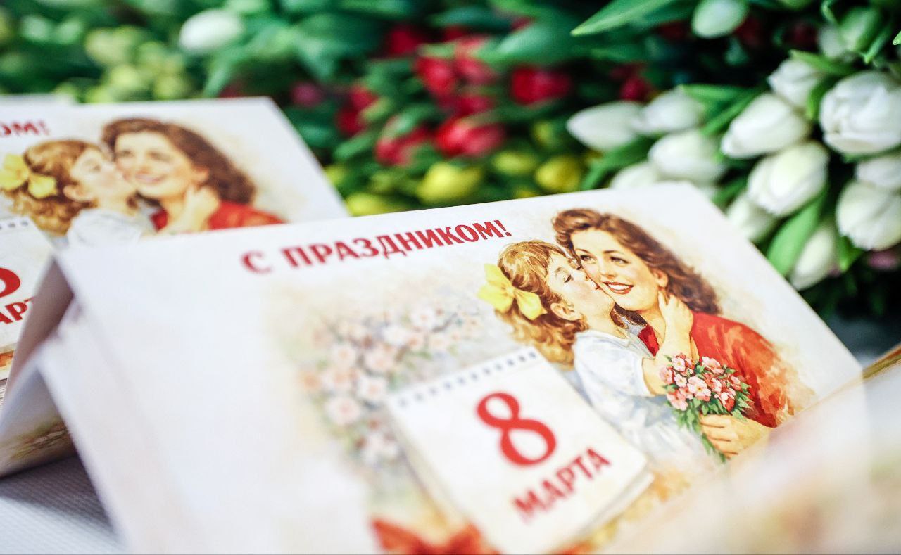 Дмитрий Волков: В ДК «Подмосковье» поздравил с предстоящим праздником 8 Марта наших прекрасных, самых неповторимых и обаятельных жительниц Красногорска Дмитрий Волков: В ДК «Подмосковье» поздравил с предстоящим праздником 8 Марта наших прекрасных, самых неповторимых и обаятельных жительниц Красногорска