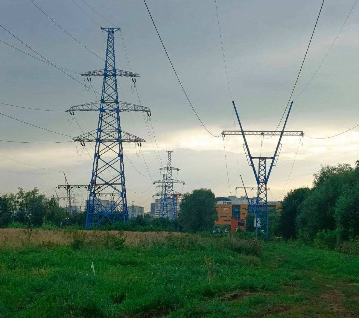 В Реутове ведутся работы по обеспечению безопасности электросетей