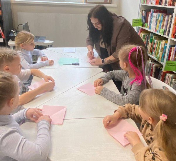 Весело и познавательно: «Мордочка, хвост и четыре лапы» в Чеховской Центральной библиотеке! Весело и познавательно: «Мордочка, хвост и четыре лапы» в Чеховской Центральной библиотеке!