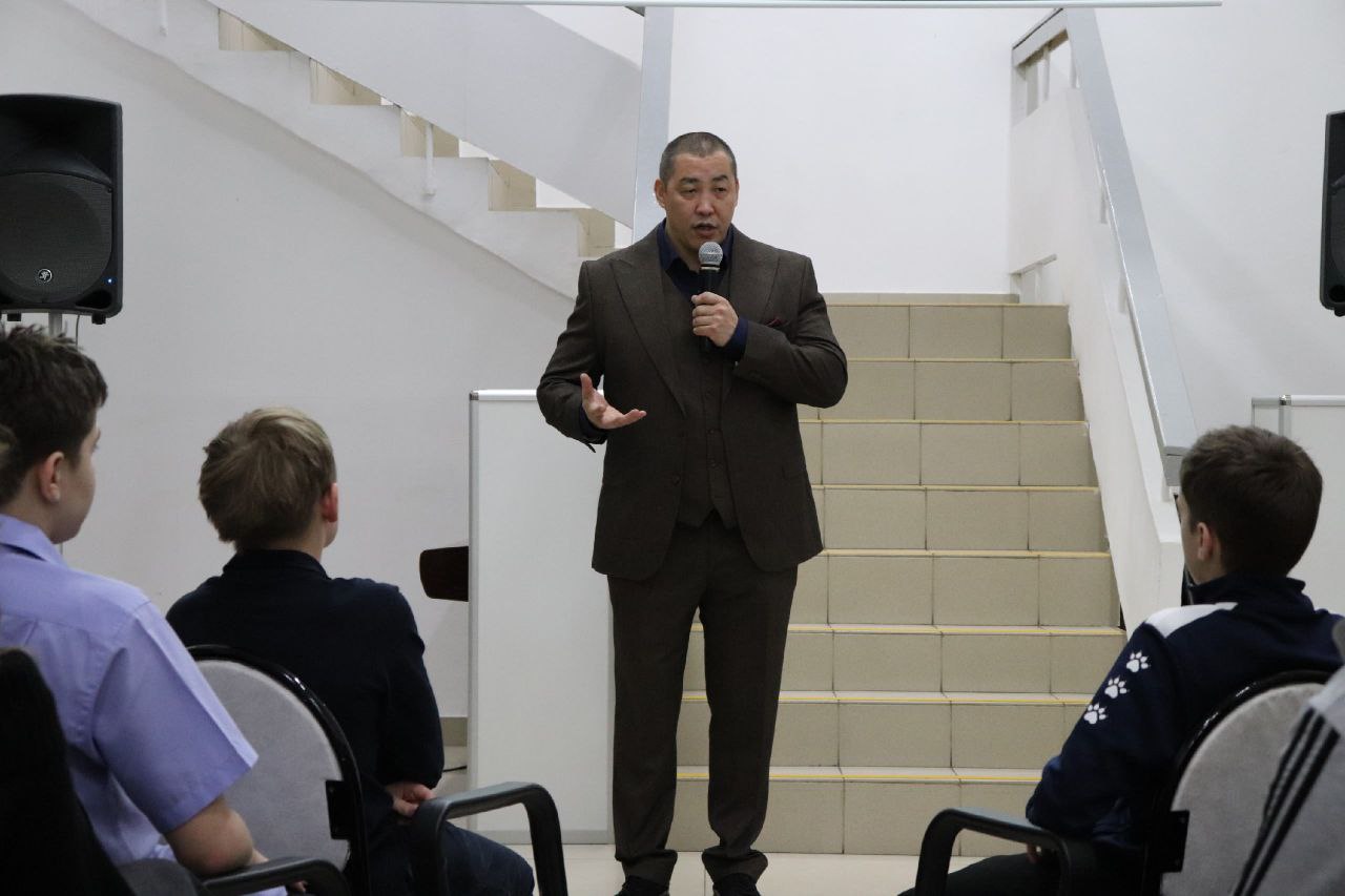 В Реутове прошла творческая встреча с актёром театра и кино Амаду Мамадаковым В Реутове прошла творческая встреча с актёром театра и кино Амаду Мамадаковым