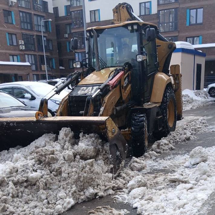Юлия Купецкая: Уборка дворовых территорий и расчистка кровель — важная повседневная задача коммунальных служб, обеспечивающая комфорт и безопасность жителей округа Юлия Купецкая: Уборка дворовых территорий и расчистка кровель — важная повседневная задача коммунальных служб, обеспечивающая комфорт и безопасность жителей округа