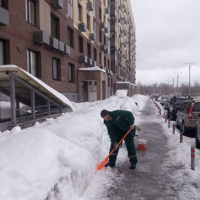 Юлия Купецкая: Уборка дворовых территорий и расчистка кровель — важная повседневная задача коммунальных служб, обеспечивающая комфорт и безопасность жителей округа Юлия Купецкая: Уборка дворовых территорий и расчистка кровель — важная повседневная задача коммунальных служб, обеспечивающая комфорт и безопасность жителей округа