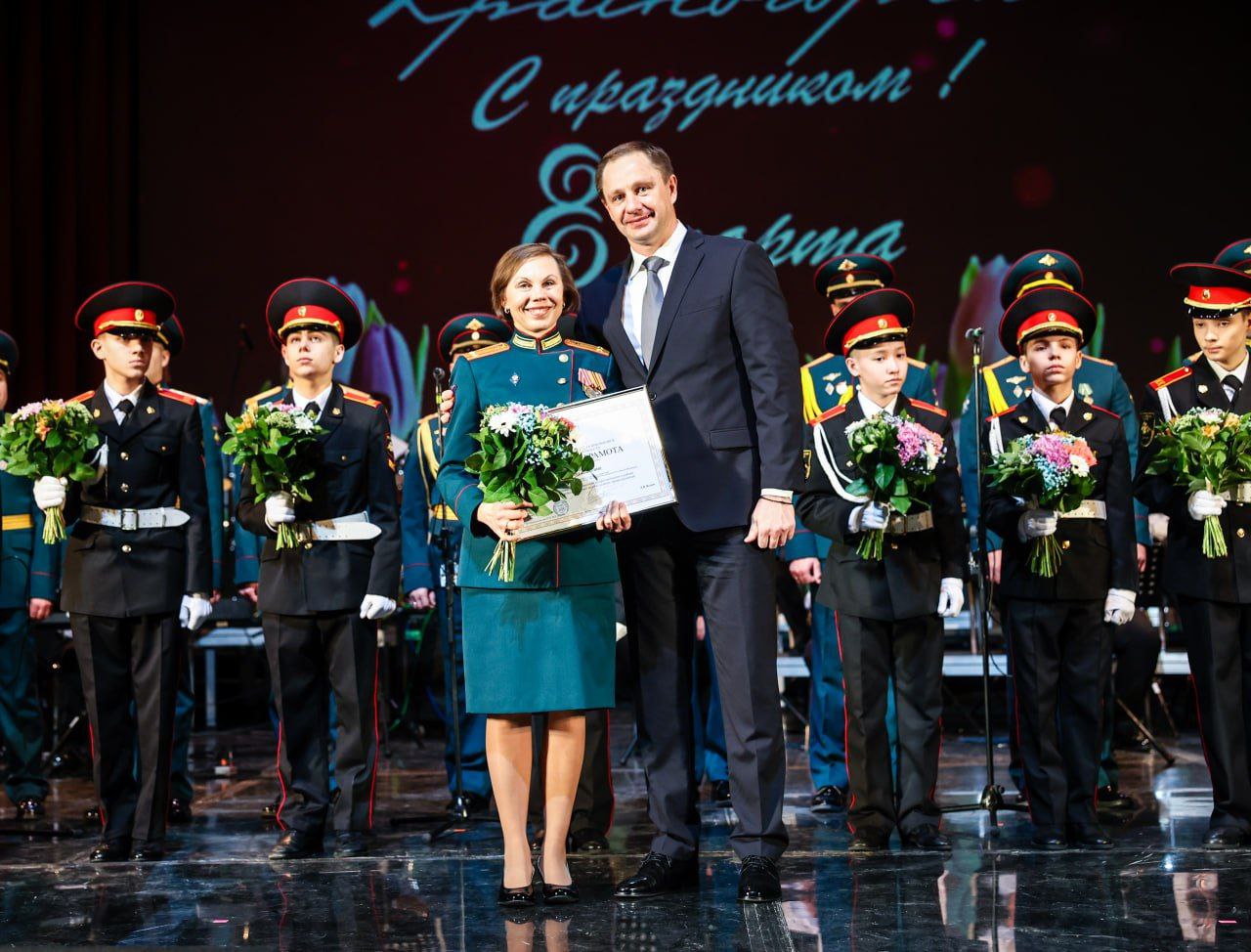 Дмитрий Волков: В ДК «Подмосковье» поздравил с предстоящим праздником 8 Марта наших прекрасных, самых неповторимых и обаятельных жительниц Красногорска Дмитрий Волков: В ДК «Подмосковье» поздравил с предстоящим праздником 8 Марта наших прекрасных, самых неповторимых и обаятельных жительниц Красногорска