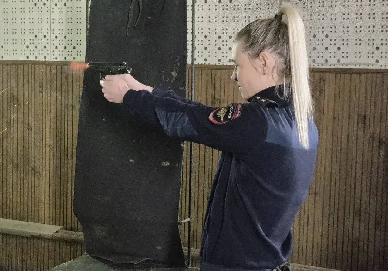 В УМВД России по Сергиево-Посадскому округу состоялись соревнования по стрельбе среди сотрудниц, приуроченные к Международному женскому дню В УМВД России по Сергиево-Посадскому округу состоялись соревнования по стрельбе среди сотрудниц, приуроченные к Международному женскому дню