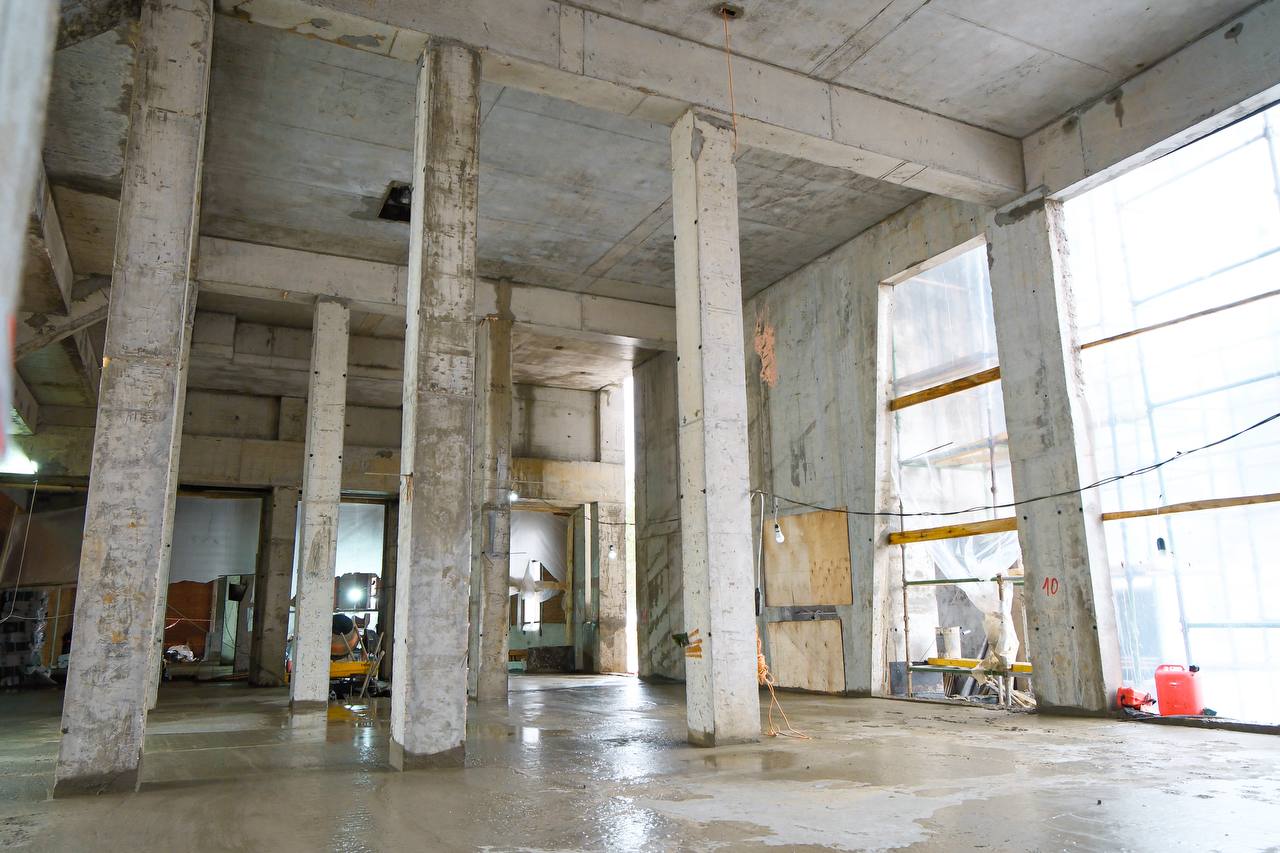 Снежная зима внесла коррективы в ход работ по реконструкции стадиона «Русич» в городе Ликино-Дулево Снежная зима внесла коррективы в ход работ по реконструкции стадиона «Русич» в городе Ликино-Дулево