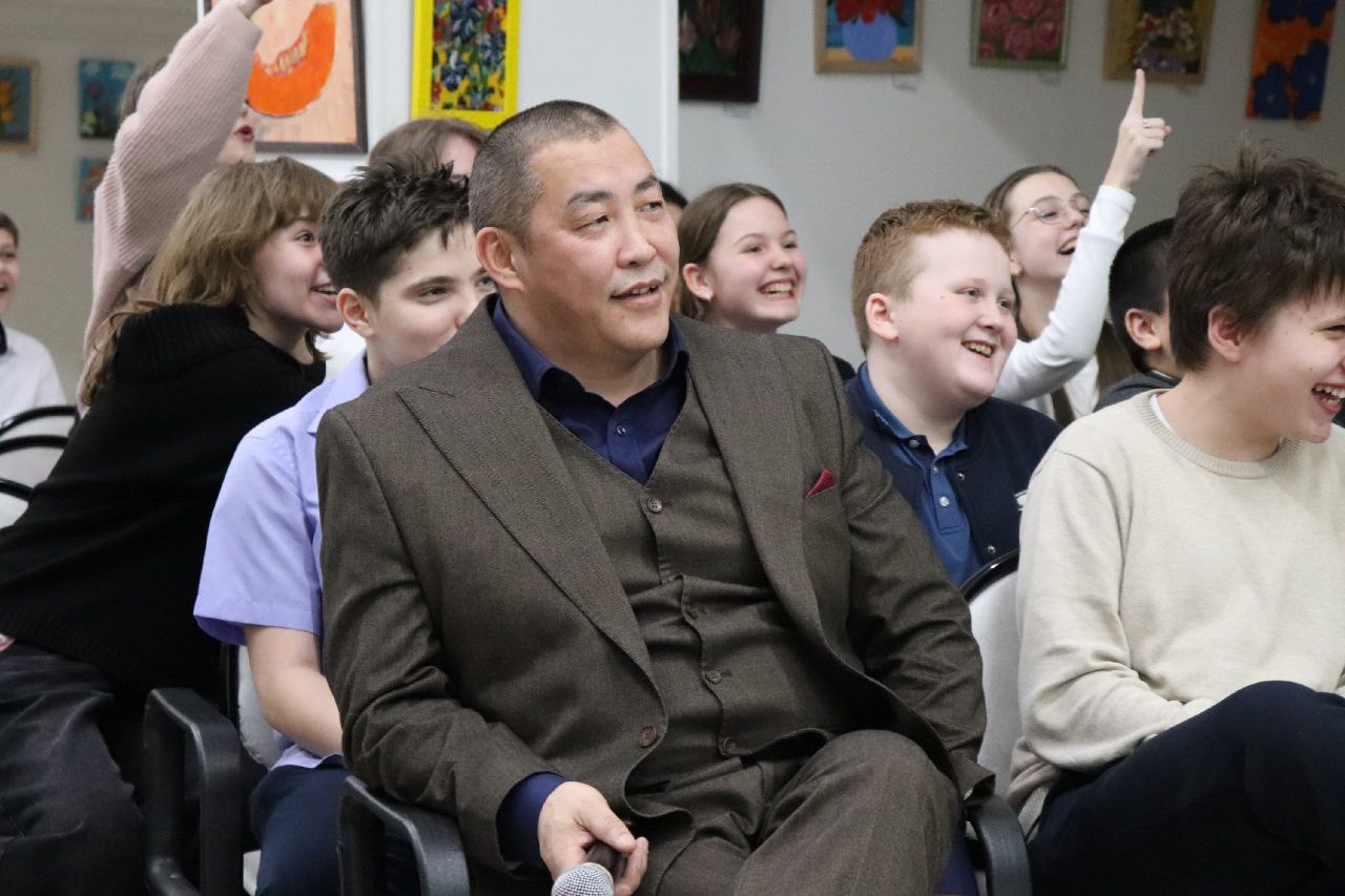 В Реутове прошла творческая встреча с актёром театра и кино Амаду Мамадаковым В Реутове прошла творческая встреча с актёром театра и кино Амаду Мамадаковым