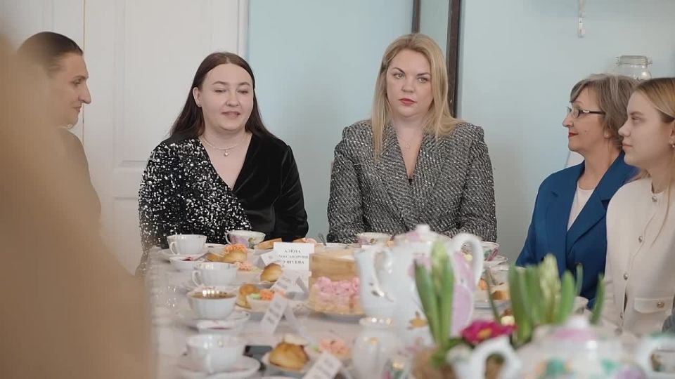 � ���������� 8 ����� � ������ ������� �������� �������� ������ ������ � ������ ������ ������� � ���������-�������� ������������� ������