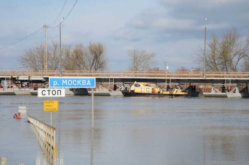 ������ ����������� ���������� ����� ������������ � ����� � ��������� �������� � ������� ������ �����