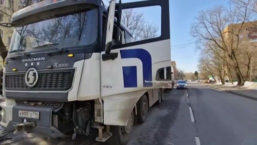 Штраф и эвакуация: наводим порядок на Театральной улице