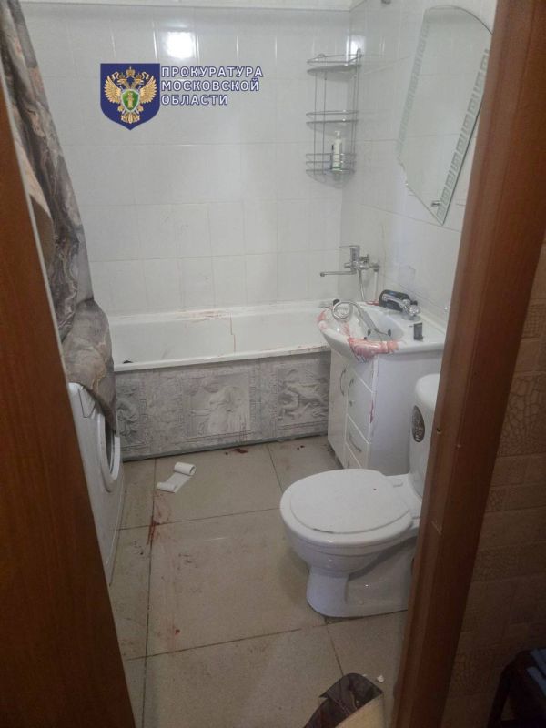 Тело зарезанного 12-летнего мальчика нашли в квартире в Подмосковье