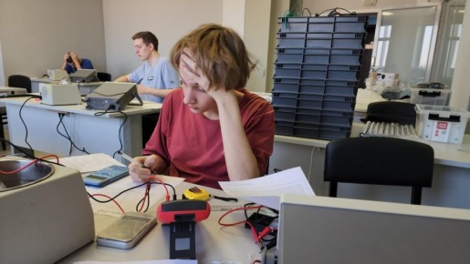 � ������������ ������� ������� ������ � ��������� ��������� �� ������