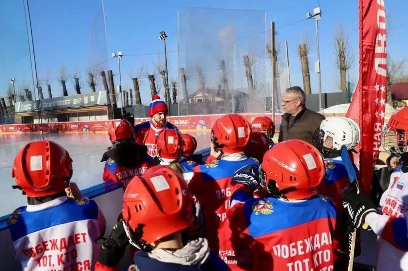 В Солнечногорске завершился проект «Красная Машина Двор - связь поколений»