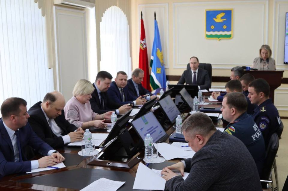 Безопасность школ и молодежной среды обсудили в Ступино