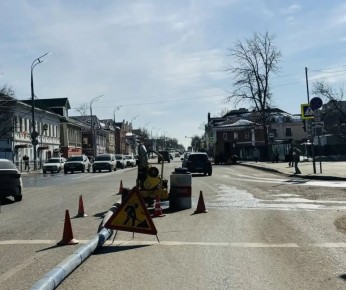 Ведутся ремонтные работы на пр. Красной Армии, 91