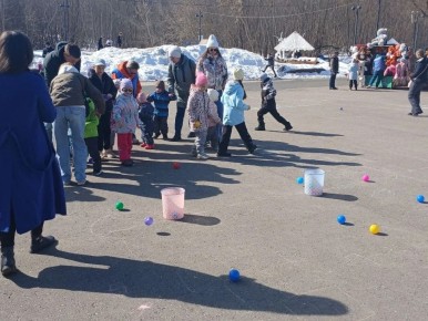 Наши новости. В Городском парке культуры и отдыха м.о. Чехов, прошла детская игровая программа «Весёлые приключения»