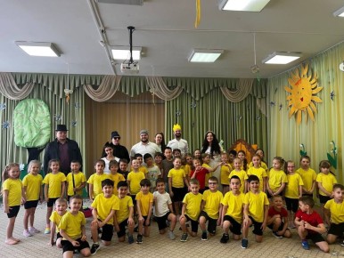 Врачи Подольской стоматологии показали познавательный спектакль юным жителям округа