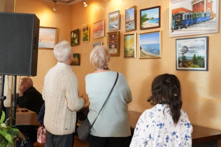 НАШИ НОВОСТИ. 22 марта в литературно-музыкальной гостиной ДК «Дружба» г. Чехов состоялось открытие персональной выставки Татьяны Кашириной «Красота вокруг нас»