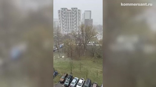 Из-за снегопада в Москве приостановлен прокат электросамокатов и велосипедов