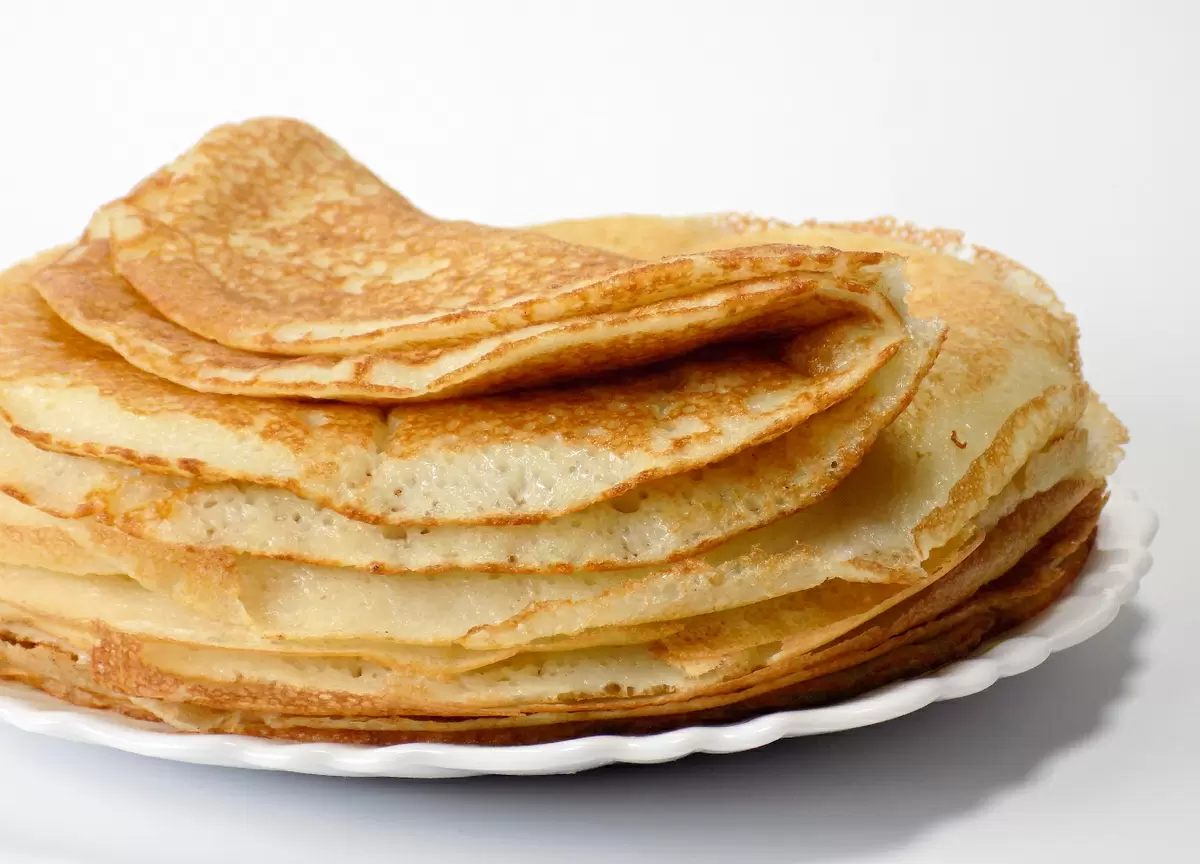 10 полезных рецептов блинов, которые помогут сохранить форму