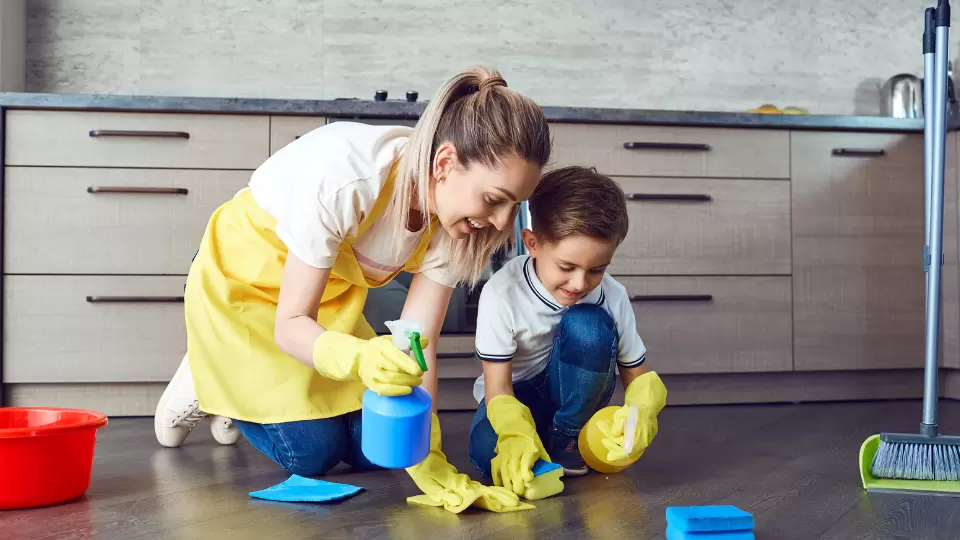 Уборка с малышом: превращаем домашние дела в увлекательную игру