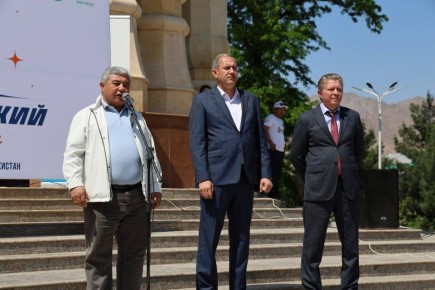 � ������ �������� ���������� ������� ���������� ����������� ������� ������ ������������ �����, ������������ � 65-������� ������ ������� ������ �������� � ������