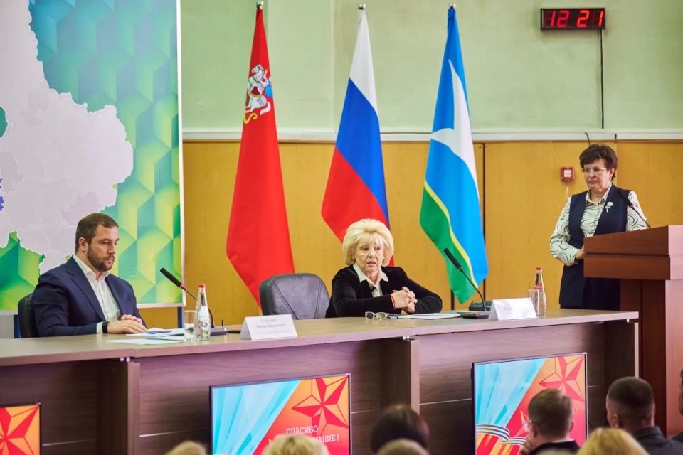 Михаил Собакин: В ходе расширенного общегородского совещания с руководящим составом Администрации, начальниками Управлений и структурных подразделений, представителями правоохранительных органов и служб м.о. Чехов обсудили...