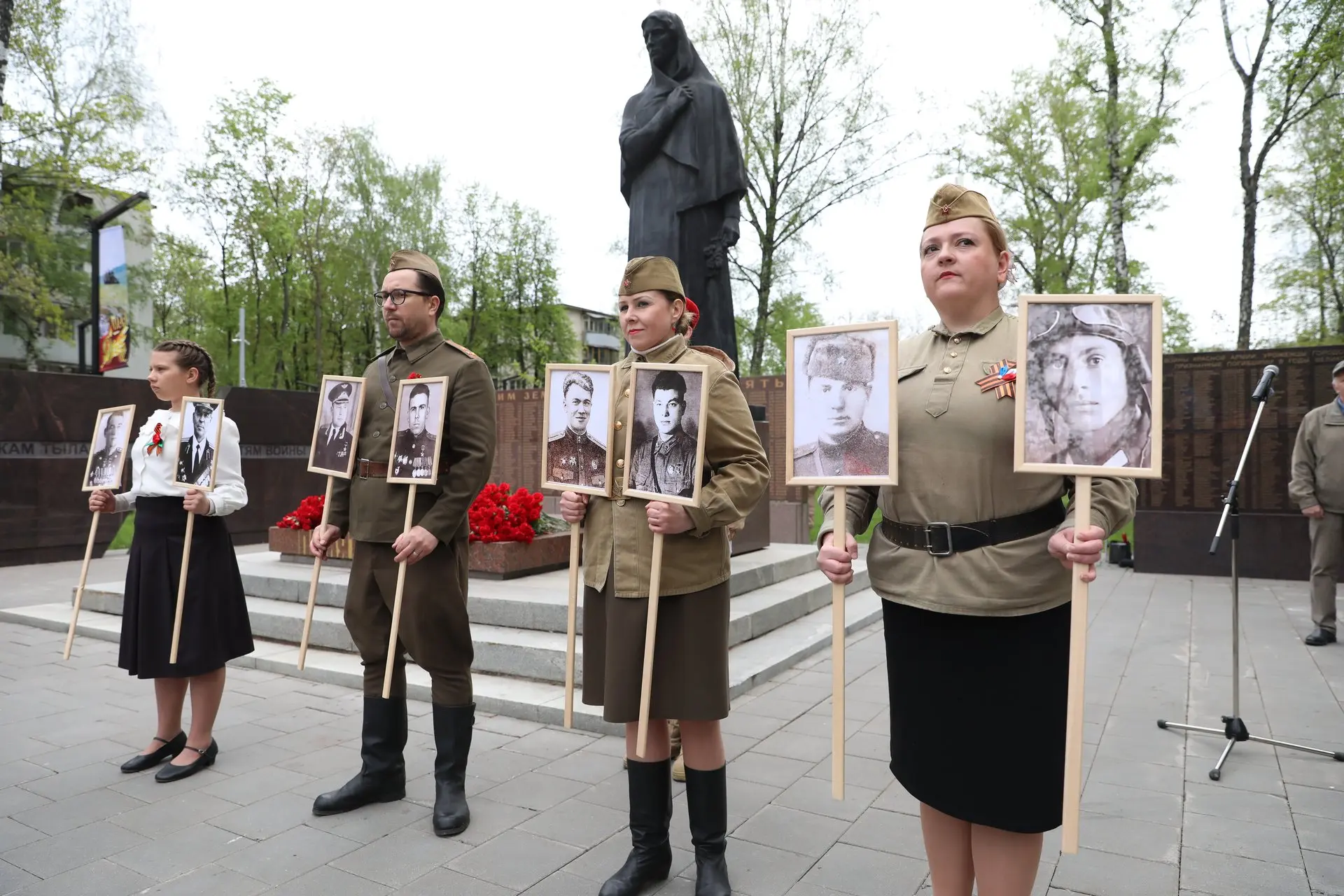 Помним и чтим!. 9 мая вся наша огромная страна отметила 81-ю годовщину Победы в Великой Отечественной войне Помним и чтим!. 9 мая вся наша огромная страна отметила 81-ю годовщину Победы в Великой Отечественной войне