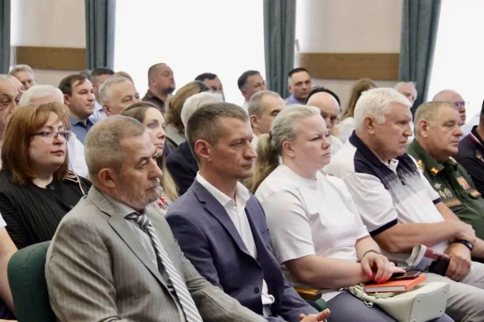 Оперативное совещание: разбираем по существу Оперативное совещание: разбираем по существу