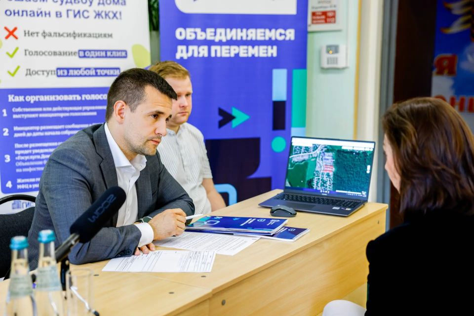 Станислав Каторов: В Развилковской школе провели традиционную встречу с жителями в формате «выездной администрации» Станислав Каторов: В Развилковской школе провели традиционную встречу с жителями в формате «выездной администрации»