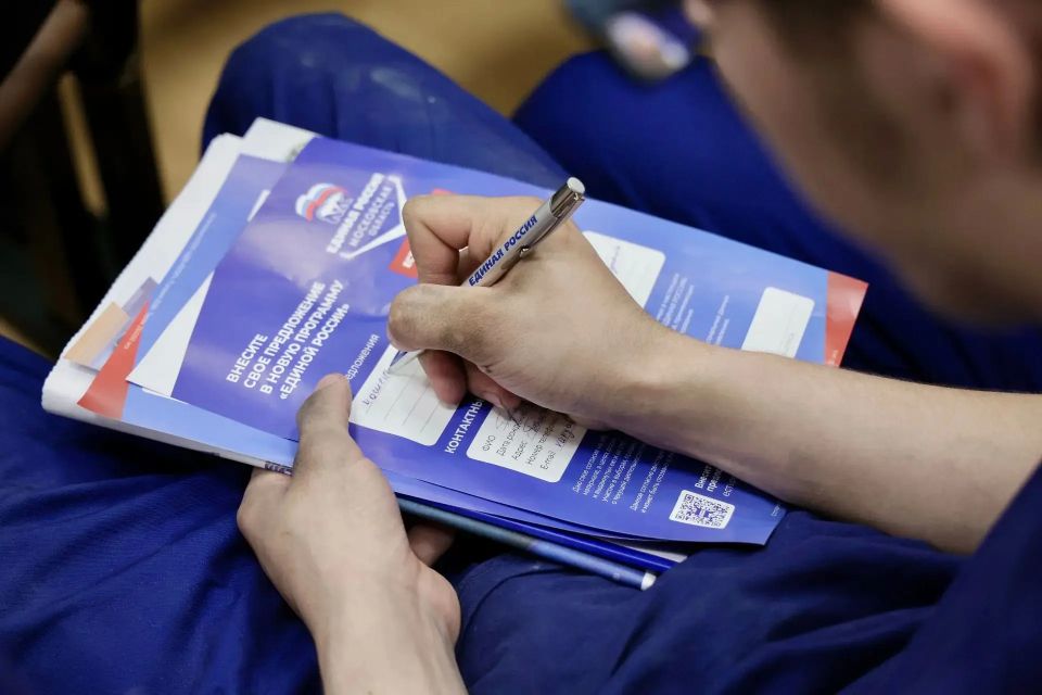 Более 10 тысяч программных мастерских «Единой России» пройдет на предприятиях Балашихи и Реутова Более 10 тысяч программных мастерских «Единой России» пройдет на предприятиях Балашихи и Реутова