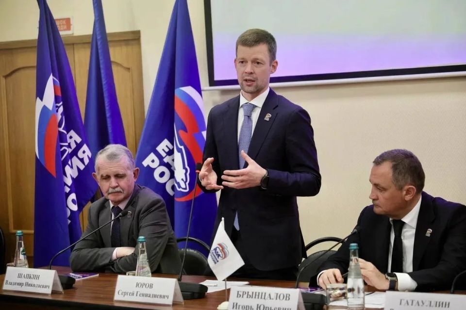 Более 10 тысяч программных мастерских «Единой России» пройдет на предприятиях Балашихи и Реутова Более 10 тысяч программных мастерских «Единой России» пройдет на предприятиях Балашихи и Реутова