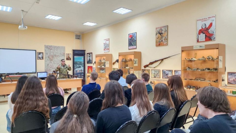 Подольские поисковики передали жителям Алтайского края смертный медальон их родственника - участника Великой Отечественной войны Подольские поисковики передали жителям Алтайского края смертный медальон их родственника - участника Великой Отечественной войны