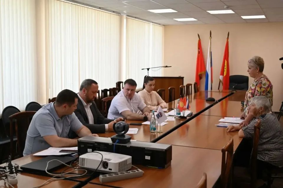 Глава городского округа Серпухов Алексей Шимко как секретарь местного отделения Единой России провёл личный приём граждан