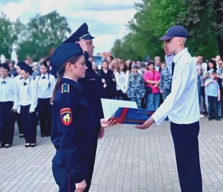 В Подмосковье состоялась торжественная присяга курсантов "Гвардейской смены" В Подмосковье состоялась торжественная присяга курсантов "Гвардейской смены"