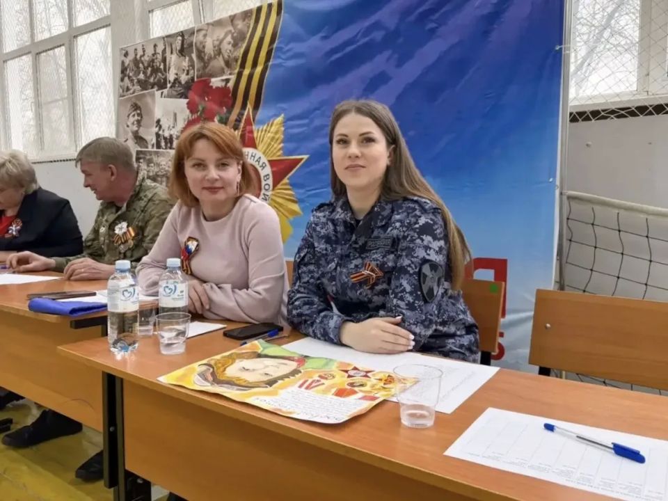 Росгвардейцы вошли в состав жюри патриотического конкурса в Подмосковье Росгвардейцы вошли в состав жюри патриотического конкурса в Подмосковье