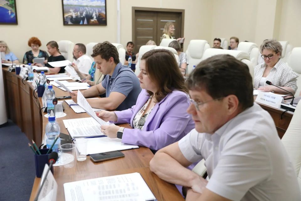 Экология и бюджет: парламентарии Долгопрудного приняли решения по вопросам городской повестки Экология и бюджет: парламентарии Долгопрудного приняли решения по вопросам городской повестки