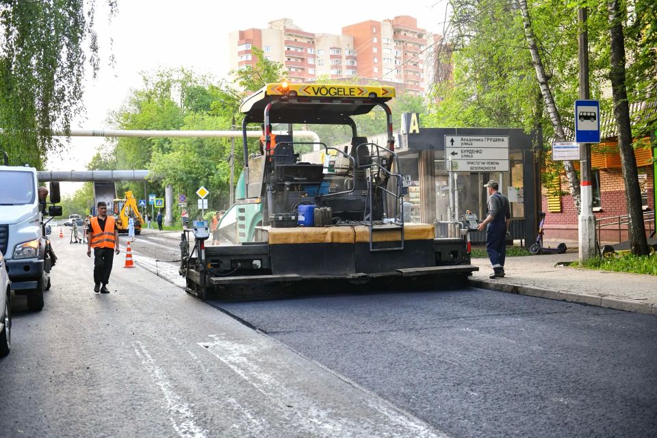 Старые Химки преображаются: одновременно ремонтируем четыре дороги Старые Химки преображаются: одновременно ремонтируем четыре дороги