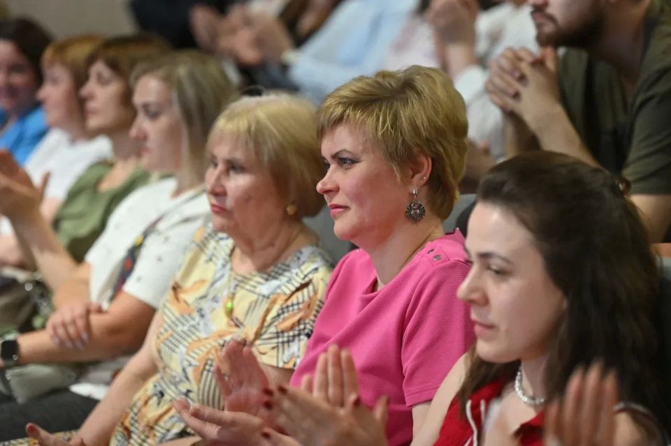Сергей Юров: Сегодня вместе с председателем Московской областной Думы Игорем Юрьевичем Брынцаловым поздравили руководство в лице генерального директора Игоря Александровича Ряпина и коллектив авиационной корпорации «Рубин» с... Сергей Юров: Сегодня вместе с председателем Московской областной Думы Игорем Юрьевичем Брынцаловым поздравили руководство в лице генерального директора Игоря Александровича Ряпина и коллектив авиационной корпорации «Рубин» с...