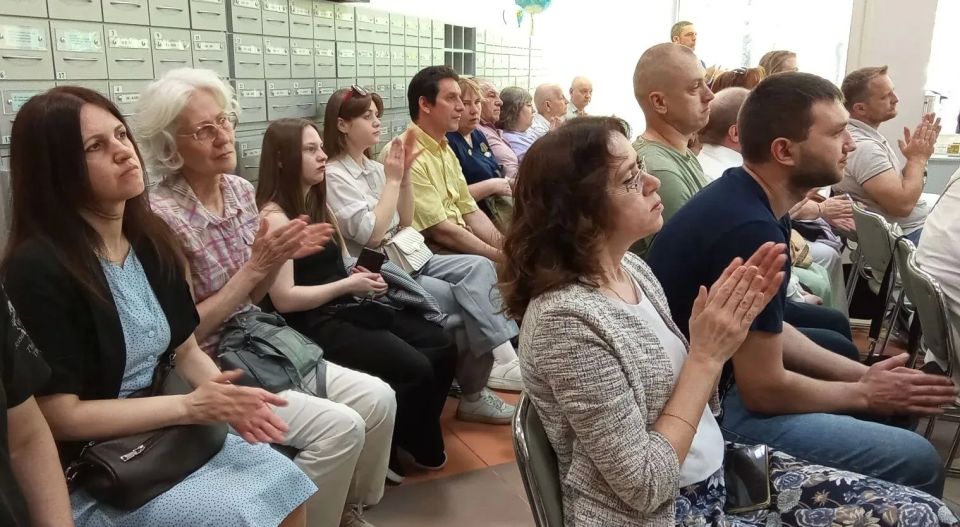 В Центральной библиотеке Красногорска прошел масштабный сбор волонтеров В Центральной библиотеке Красногорска прошел масштабный сбор волонтеров