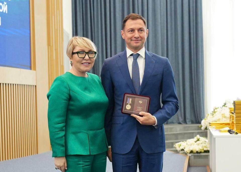 Муниципальное сообщество Московской области поздравляет Ирину Гусеву, сопредседателя Всероссийской Ассоциации развития местного самоуправления, члена президиума Совета при Президенте Российской Федерации по развитию местного... Муниципальное сообщество Московской области поздравляет Ирину Гусеву, сопредседателя Всероссийской Ассоциации развития местного самоуправления, члена президиума Совета при Президенте Российской Федерации по развитию местного...