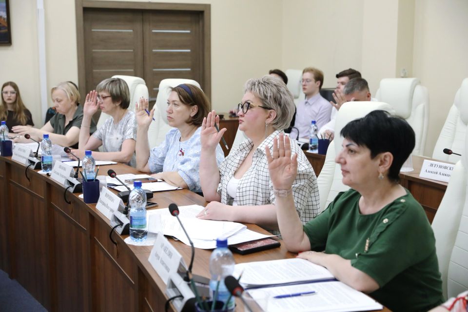 Экология и бюджет: парламентарии Долгопрудного приняли решения по вопросам городской повестки Экология и бюджет: парламентарии Долгопрудного приняли решения по вопросам городской повестки