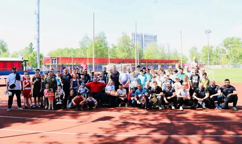 В Солнечногорске прошёл мастеркласс по боксу с чемпионом России! В Солнечногорске прошёл мастеркласс по боксу с чемпионом России!
