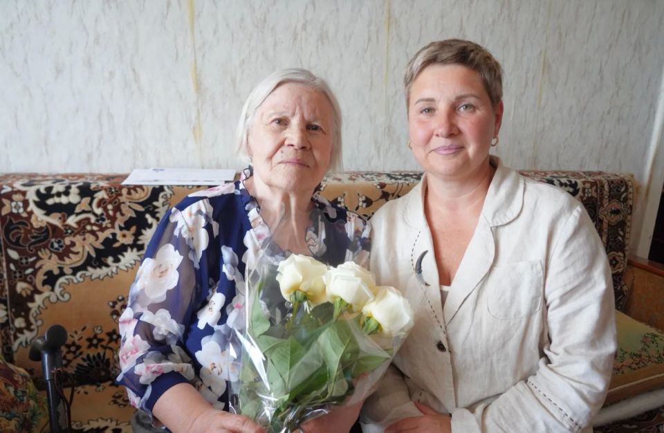 Сегодня мы поздравили с 88-летием удивительную женщину Зинаиду Васильевну Короткову