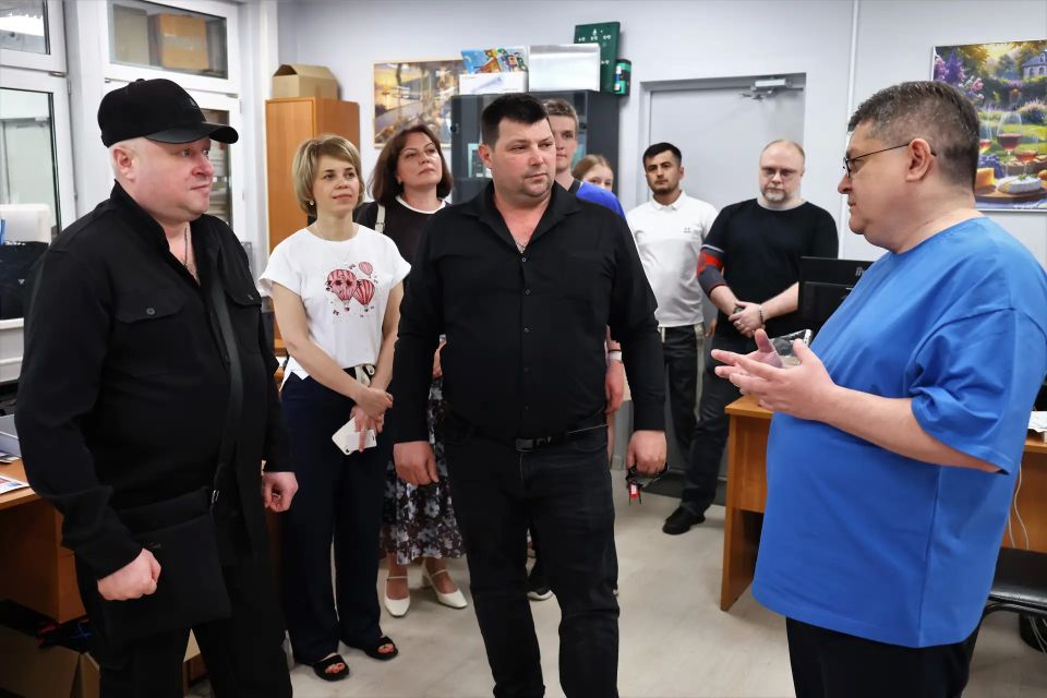 Семьи ветеранов СВО из Реутова посетили типографию Семьи ветеранов СВО из Реутова посетили типографию