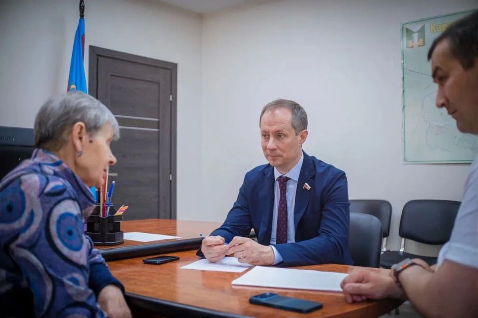 Роман Терюшков провел прием жителей в Люберцах